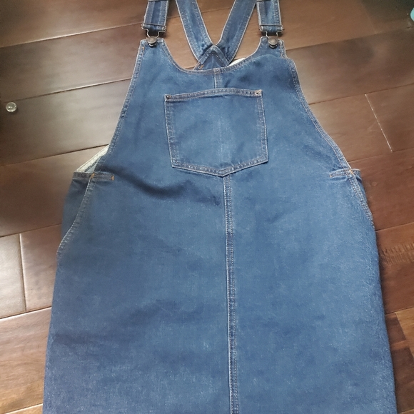 Forever21 overall jean dress size medium in women's fits size 6-8 - Picture 1 of 4